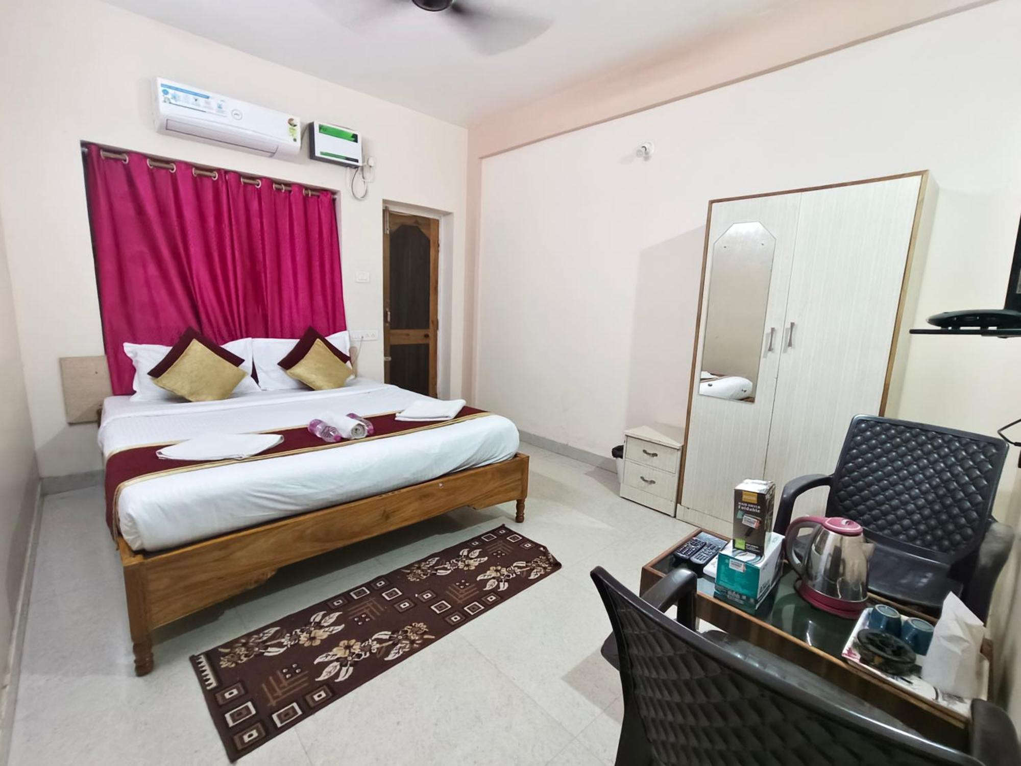Hotel Bay Beach Inn Puri Bagian luar foto