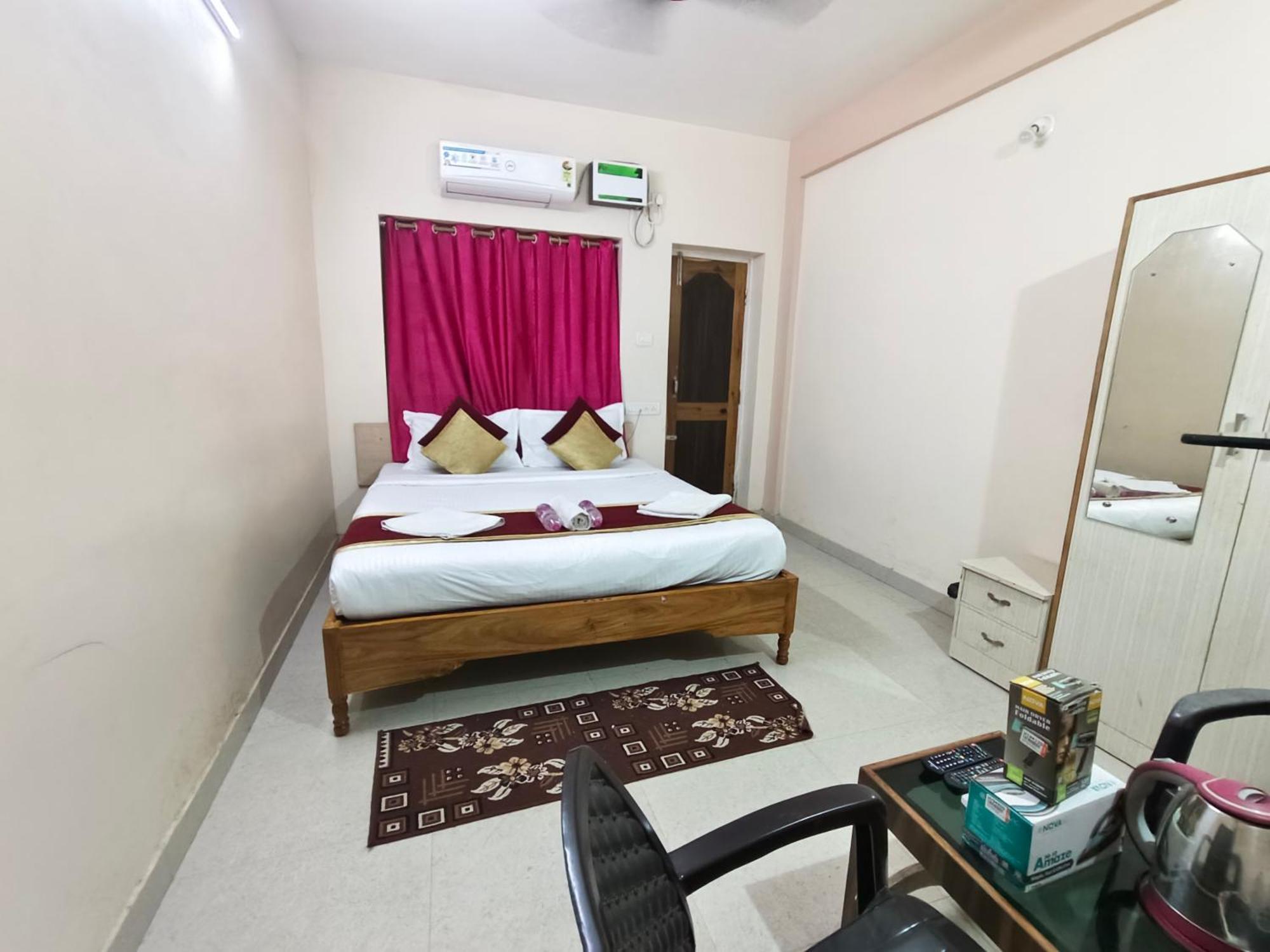 Hotel Bay Beach Inn Puri Bagian luar foto