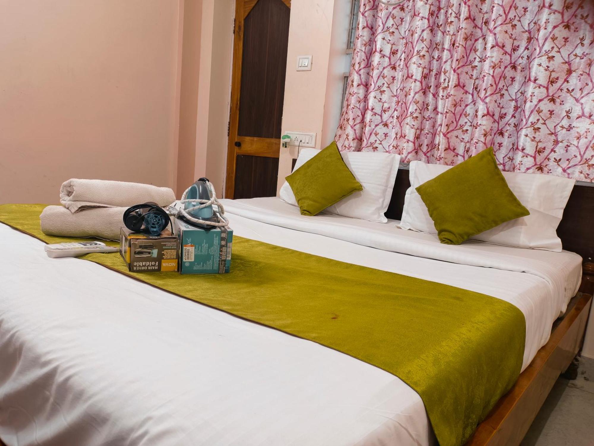 Hotel Bay Beach Inn Puri Bagian luar foto