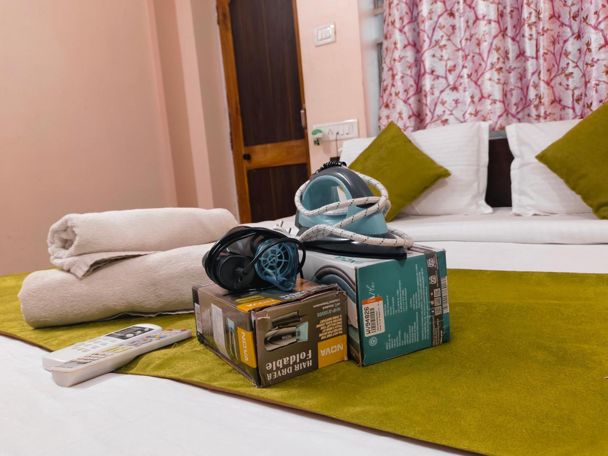 Hotel Bay Beach Inn Puri Bagian luar foto