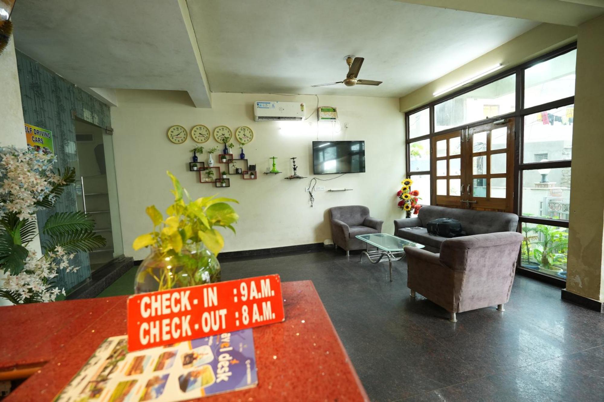Hotel Bay Beach Inn Puri Bagian luar foto